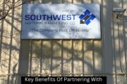 Key Benefits Of Partnering With A Local Sign Business In Irving, TX