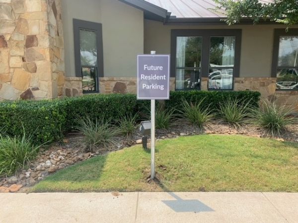 Custom Parking Signs For Apartment Community: Future Residents Welcome!