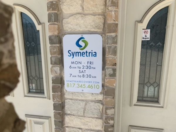 Hours Of Operation Signs For Symetria